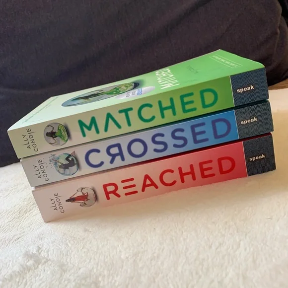 Matched Series by Ally Condie - Picture 2 of 7